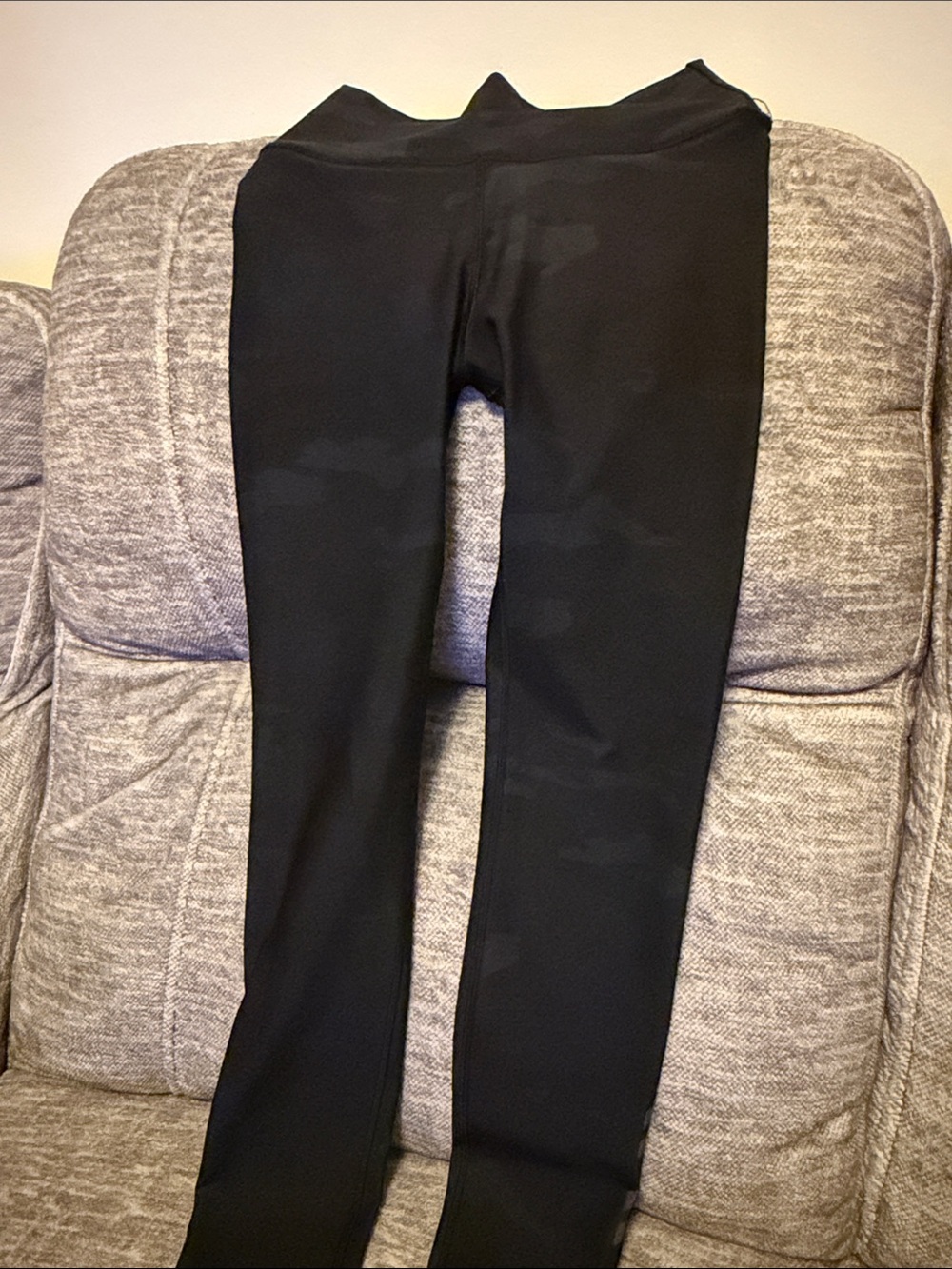 Barry’s camo Leggings
